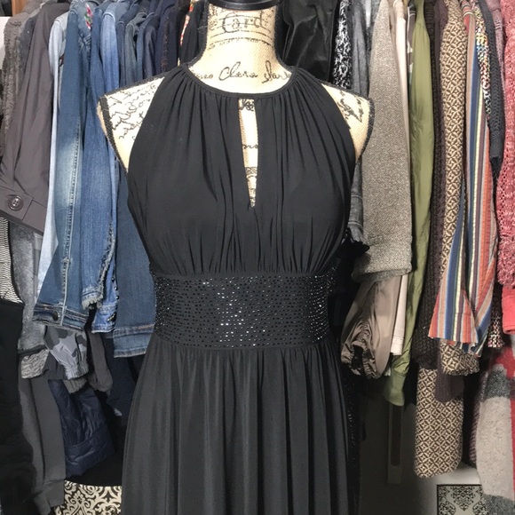 R&M Richards Halter Top Dress - Picture 2 of 8